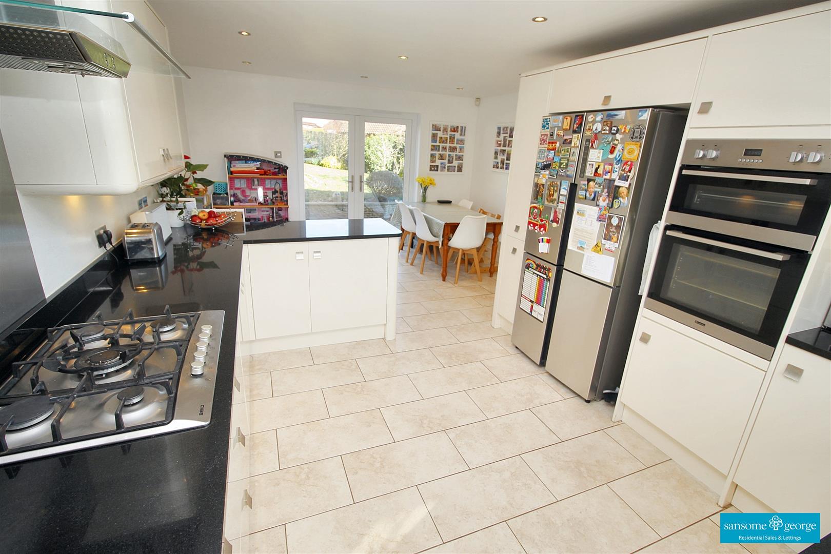Huscarle Way, Tilehurst, Reading